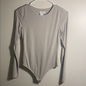 House of Harlow 1960 Beige Long Sleeve Bodysuit